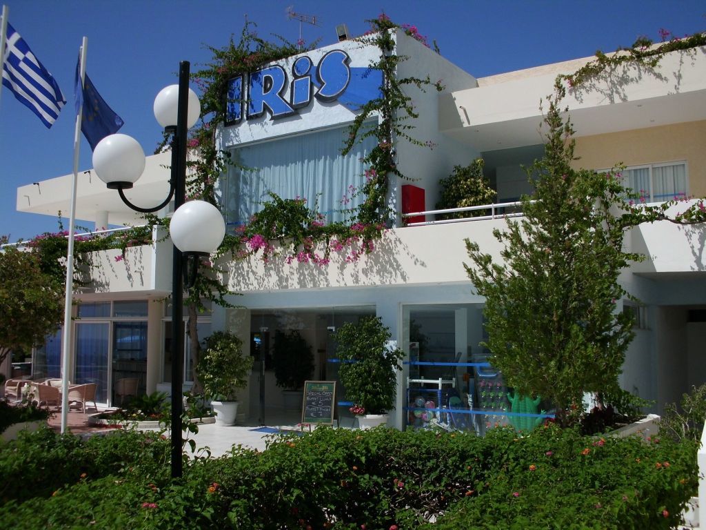 Iris Hotel 阿凡投 外观 照片