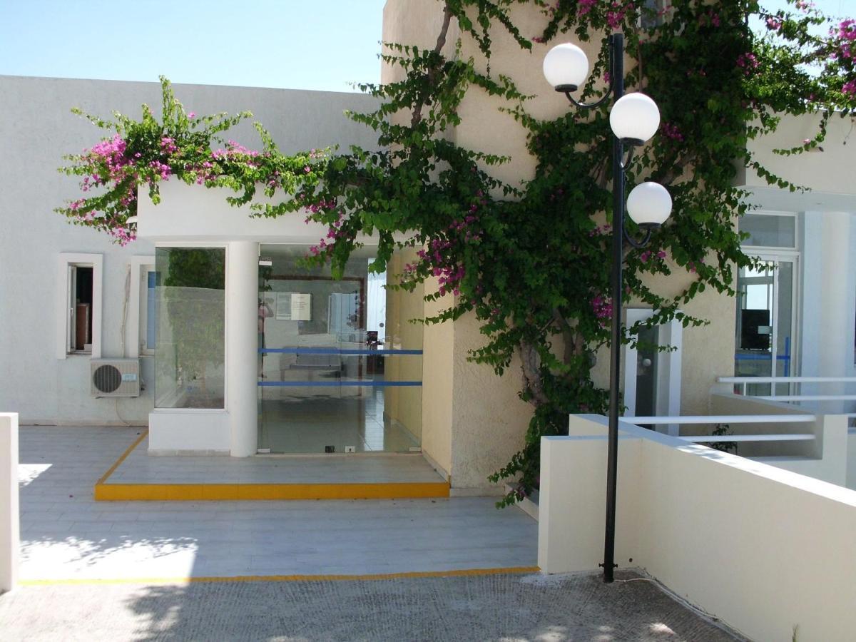 Iris Hotel 阿凡投 外观 照片